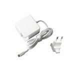 Ce chargeur MacBook USB-C 61 W est spécialement conçu pour les Macbook Pro 13″ dotés de ports Thunderbolt 3 (USB-C). Composé d’un adaptateur secteur USB-C de 61 W et d’un câble de charge USB-C, il présente les mêmes performances de charge que celui d’origine : une charge rapide tout en sécurité à la maison comme au bureau !